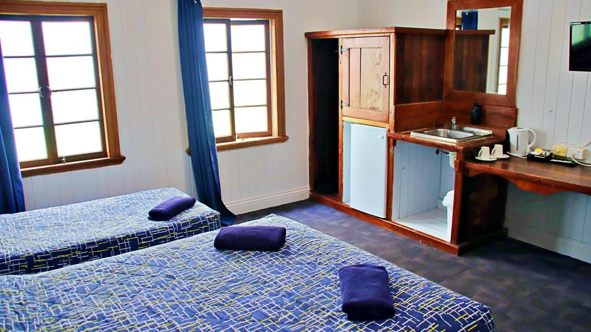 Brisbane Manor Motel 3*,  Australia