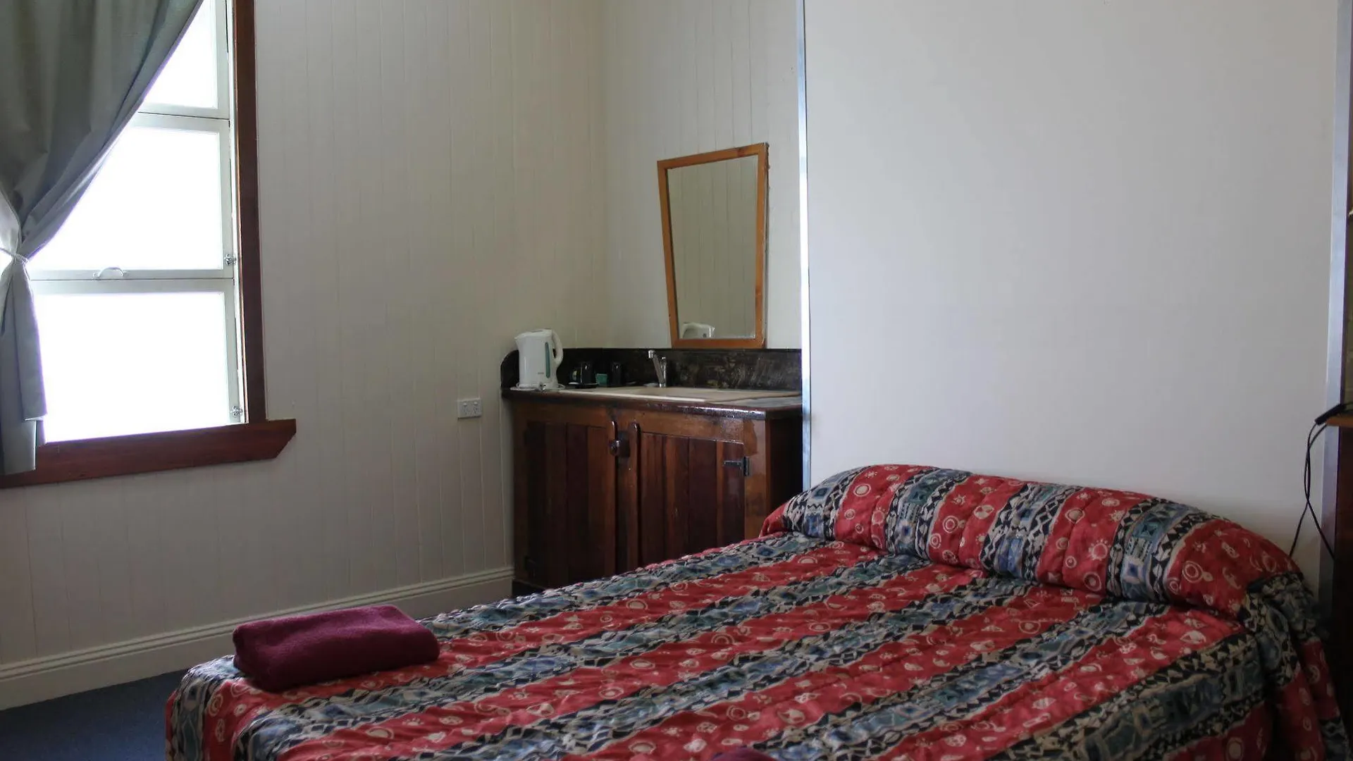 Brisbane Manor Motel 3*,